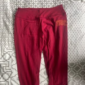 Beyond Yoga USC leggings